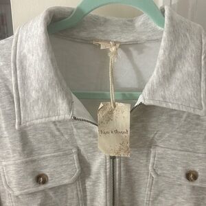 Hem & Thread Gray Zip-Up